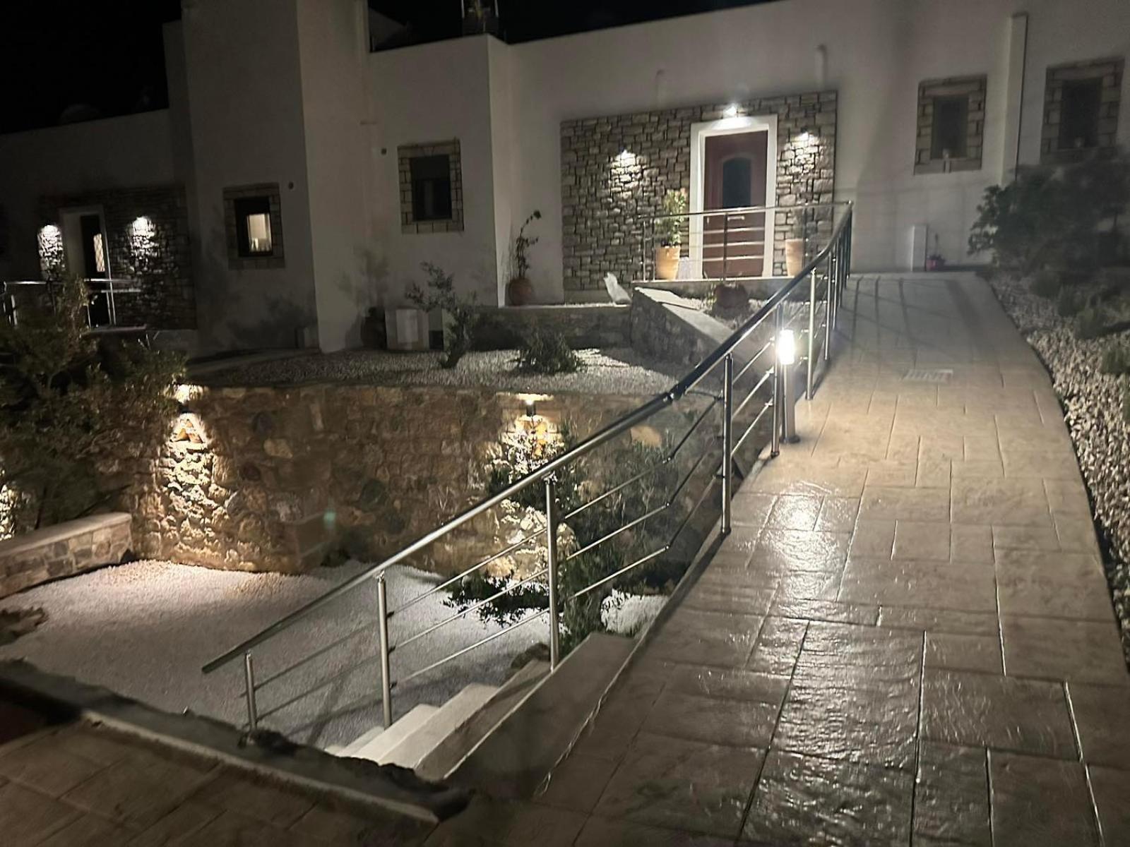 Mediterranean View Villa Makrýgialos Exterior foto