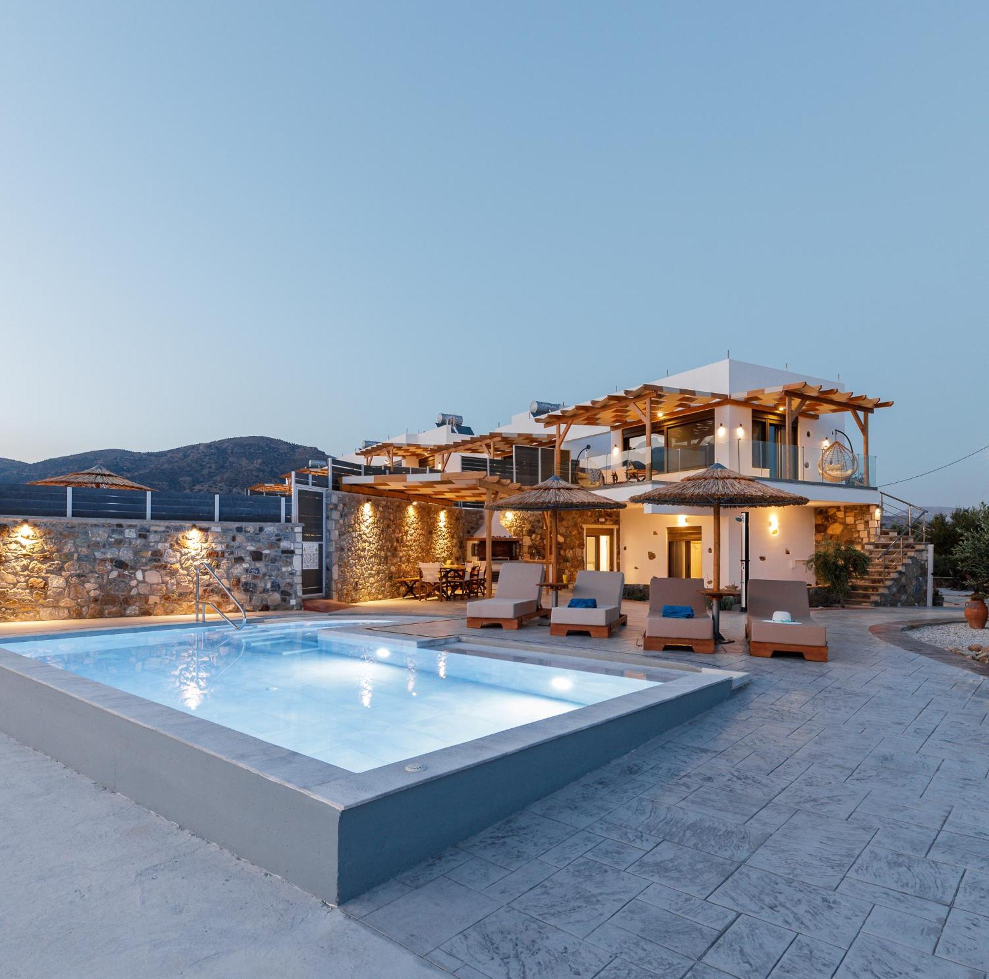 Mediterranean View Villa Makrýgialos Exterior foto